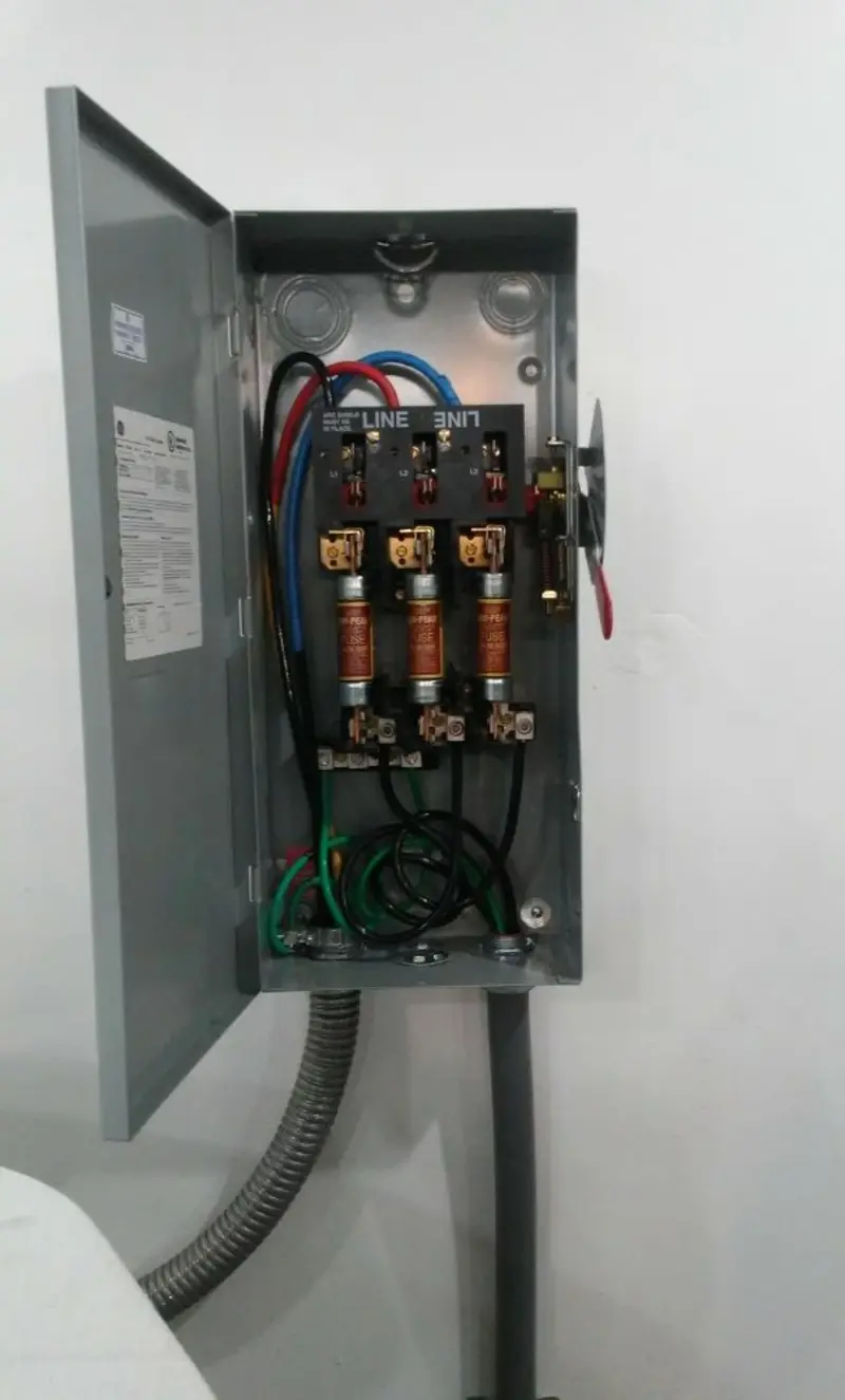 Three-phase disconnect switch installed for Electrical Wiring & Rewiring in Lockport